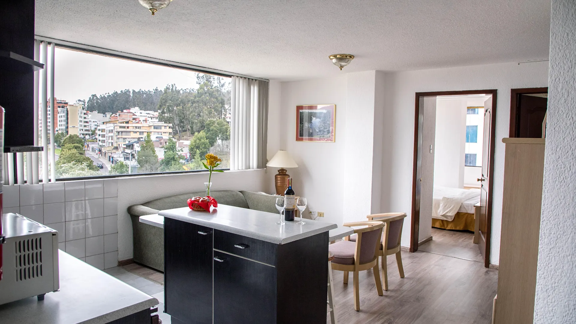 Stanford Suites Hotel Quito