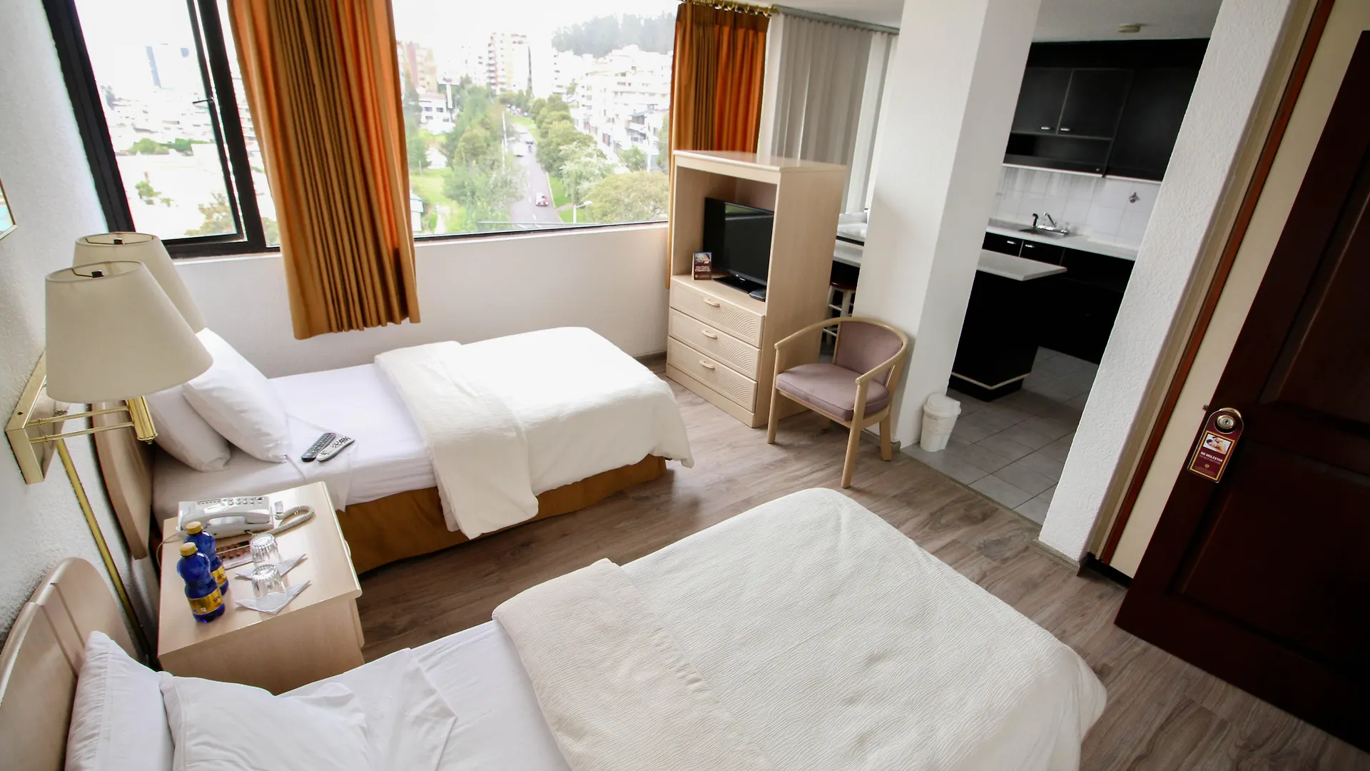 Stanford Suites Hotel Quito