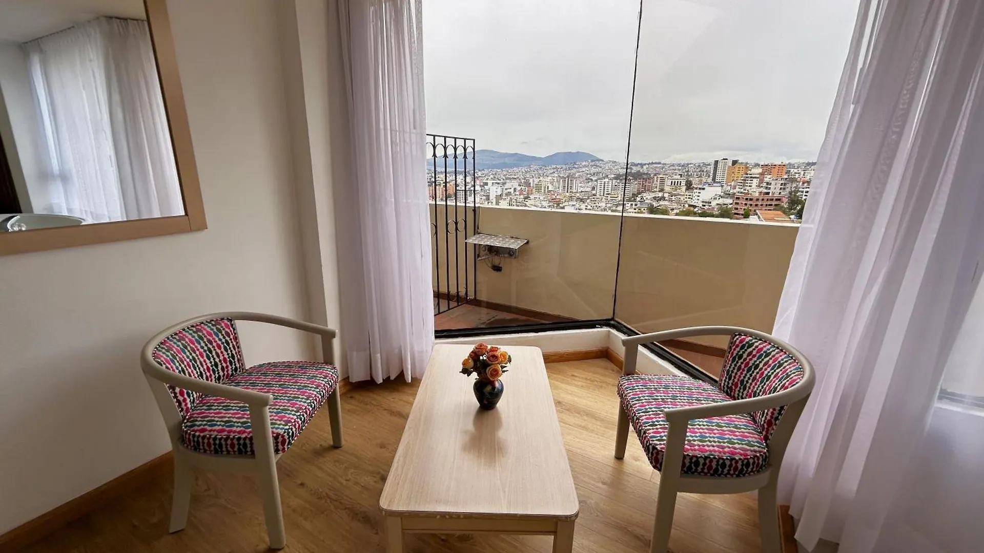 Stanford Suites Hotel Quito