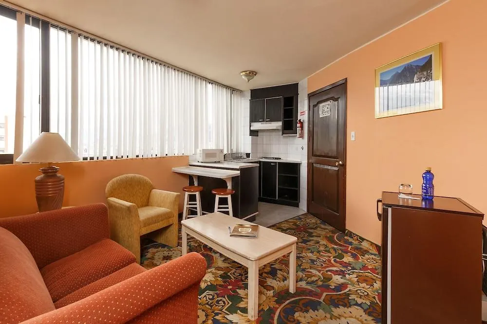 Stanford Suites Hotel Quito 3*,