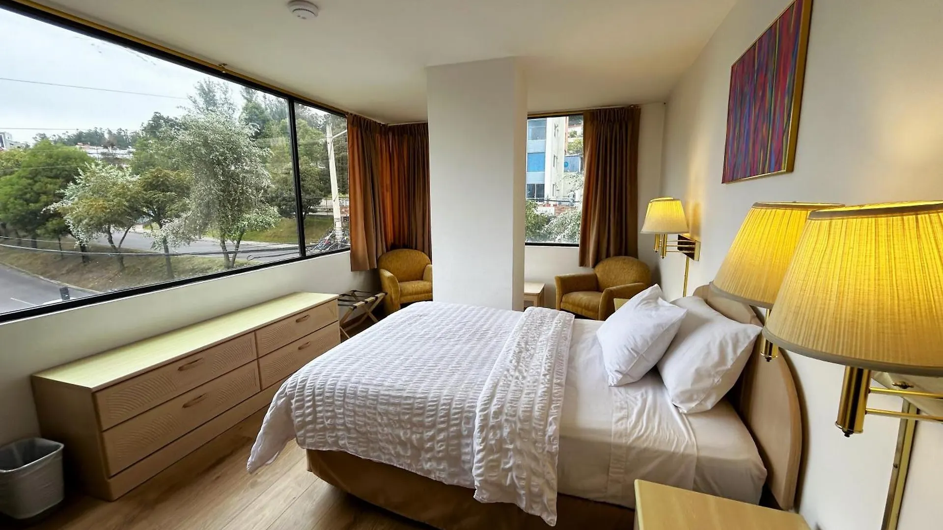 ***  Stanford Suites Hotel Quito Ecuador