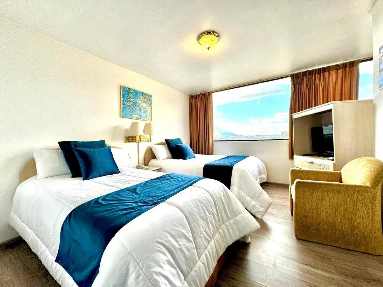 Stanford Suites Hotel Quito 3*,  Ecuador