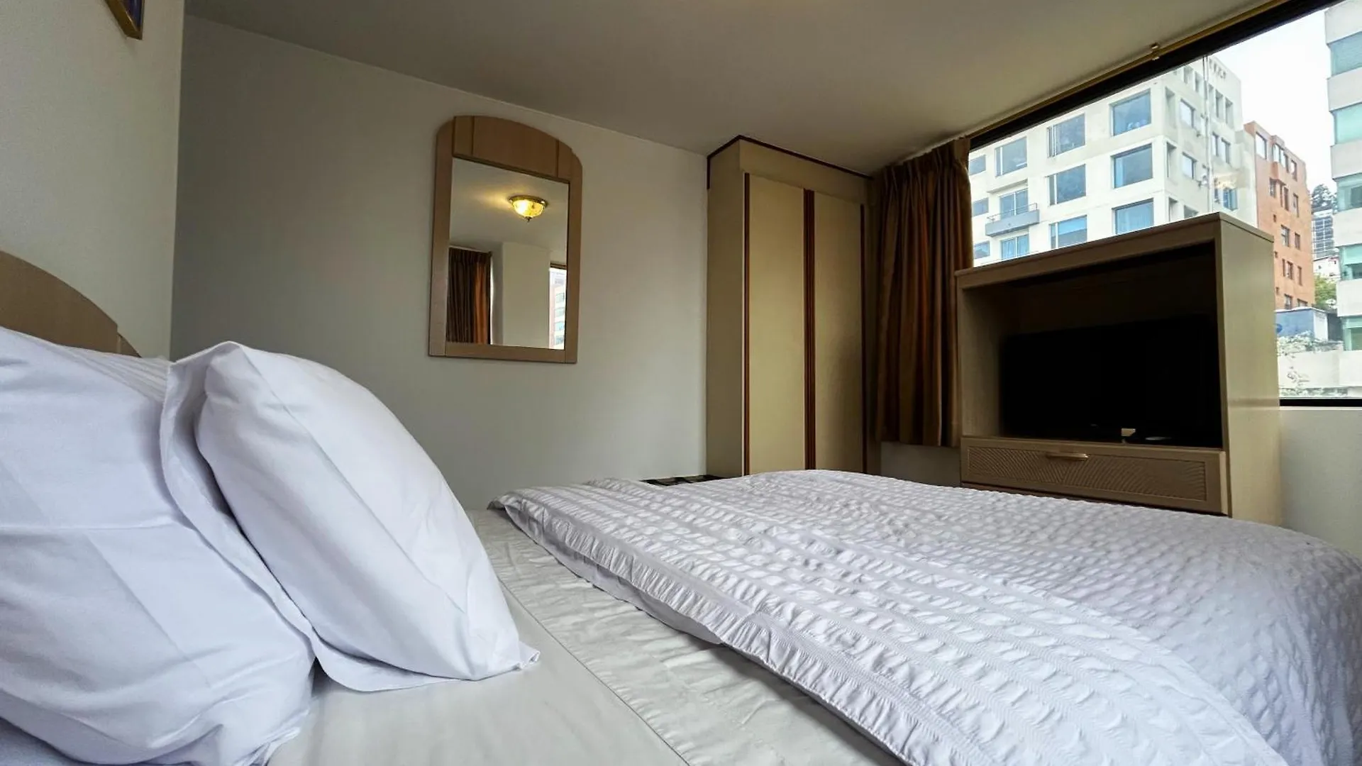 Stanford Suites Hotel Quito