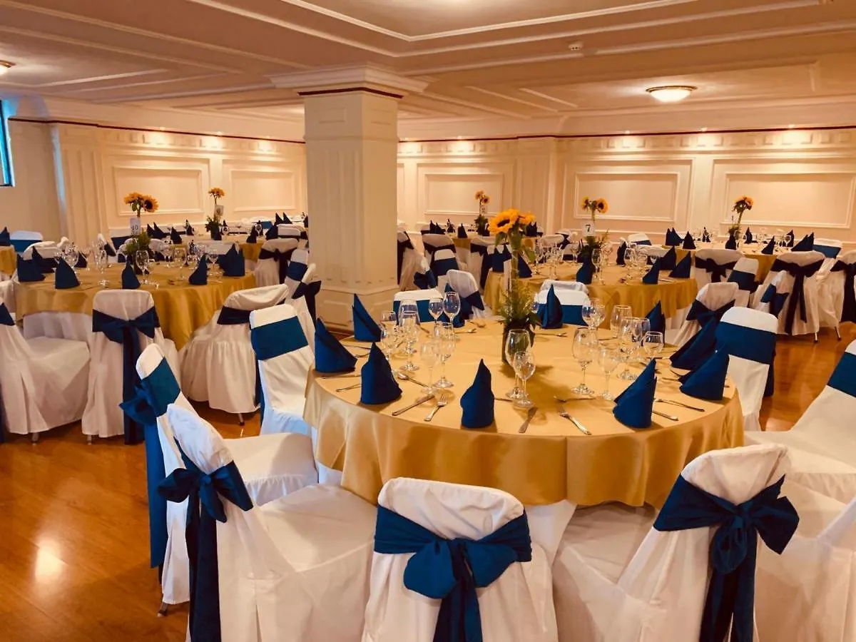 Stanford Suites Hotel Quito 3*,